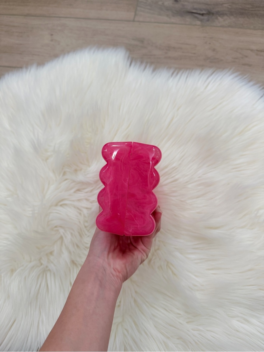 Cult Gaia Enid Clutch in Dragonfruit - Picture 7 of 11